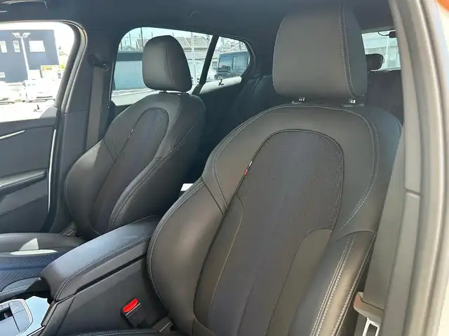 ＢＭＷ １１８ｄ Mスポーツ EDジョイ+ 富山県 2020(令2)年 1.4万km 白 HDDナビ/Bluetooth接続/AM/FMラジオ/App-conect/MirrorLink/バックカメラ/D席メモリ付きパワーシート/アイドリングストップ/パワーバックドア/純正前後ドラレコ/ACC/ETC/ワイヤレス充電/プッシュスタート/アドブルー/パークアシスト/横滑り防止/コーナーセンサー/純正18インチAW