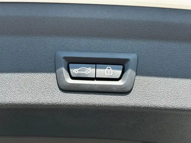 ＢＭＷ １１８ｄ Mスポーツ EDジョイ+ 富山県 2020(令2)年 1.4万km 白 HDDナビ/Bluetooth接続/AM/FMラジオ/App-conect/MirrorLink/バックカメラ/D席メモリ付きパワーシート/アイドリングストップ/パワーバックドア/純正前後ドラレコ/ACC/ETC/ワイヤレス充電/プッシュスタート/アドブルー/パークアシスト/横滑り防止/コーナーセンサー/純正18インチAW