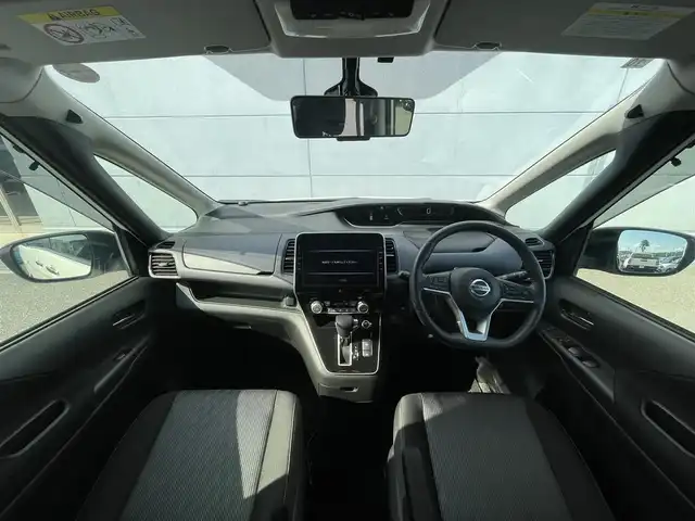 日産 セレナ ハイウェイスター V 千葉県 2020(令2)年 4.1万km ブリリアントホワイトパール プロパイロット/・衝突軽減ブレーキ/レーンキープアシスト/・レーダークルーズコントロール/アダプティブヘッドライト/・クリアランスソナー/ブラインドスポットモニター/純正10インチナビ(MM520D-L)/・フルセグ/BT/USB/DVD/CD/アラウンドビューモニター/ステアリングスイッチ/ETC/両側パワースライドドア/両側ハンズフリースライドドア/電動パーキングブレーキ/ブレーキホールド/LEDヘッドライト/オートライト/フォグライト/スマートキー/プッシュスタート/純正フロアマット/純正16インチAW