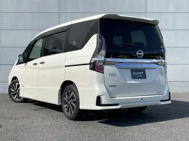 日産 セレナ ハイウェイスター V 千葉県 2020(令2)年 4.1万km ブリリアントホワイトパール プロパイロット/・衝突軽減ブレーキ/レーンキープアシスト/・レーダークルーズコントロール/アダプティブヘッドライト/・クリアランスソナー/ブラインドスポットモニター/純正10インチナビ(MM520D-L)/・フルセグ/BT/USB/DVD/CD/アラウンドビューモニター/ステアリングスイッチ/ETC/両側パワースライドドア/両側ハンズフリースライドドア/電動パーキングブレーキ/ブレーキホールド/LEDヘッドライト/オートライト/フォグライト/スマートキー/プッシュスタート/純正フロアマット/純正16インチAW
