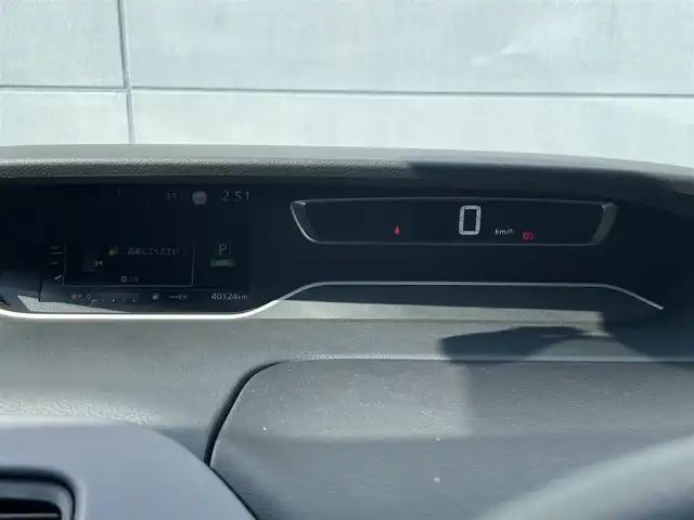 日産 セレナ ハイウェイスター V 千葉県 2020(令2)年 4.1万km ブリリアントホワイトパール プロパイロット/・衝突軽減ブレーキ/レーンキープアシスト/・レーダークルーズコントロール/アダプティブヘッドライト/・クリアランスソナー/ブラインドスポットモニター/純正10インチナビ(MM520D-L)/・フルセグ/BT/USB/DVD/CD/アラウンドビューモニター/ステアリングスイッチ/ETC/両側パワースライドドア/両側ハンズフリースライドドア/電動パーキングブレーキ/ブレーキホールド/LEDヘッドライト/オートライト/フォグライト/スマートキー/プッシュスタート/純正フロアマット/純正16インチAW