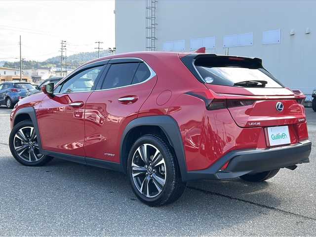 レクサス ＵＸ 250h バージョンL 秋田県 2019(令1)年 3.3万km マダーレッド 純正HDDナビ/純正BT、CD、DVD、TV/ブラック革シート/バックカメラ、全方位カメラ/純正18インチAW/パワーシート/ETC2.0/ドライブレコーダー/コーナーセンサー/４WD/取説、保証書