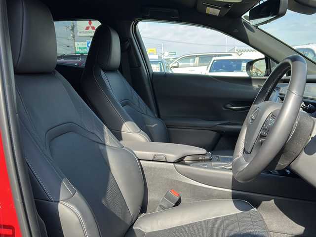 レクサス ＵＸ 250h バージョンL 秋田県 2019(令1)年 3.3万km マダーレッド 純正HDDナビ/純正BT、CD、DVD、TV/ブラック革シート/バックカメラ、全方位カメラ/純正18インチAW/パワーシート/ETC2.0/ドライブレコーダー/コーナーセンサー/４WD/取説、保証書