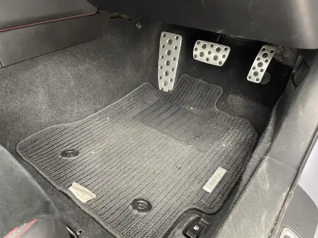 スバル ＢＲＺ GT 群馬県 2016(平28)年 4.4万km アイスシルバーメタリック Bremboキャリパー/STEALTH車高調/＝＝＝＝＝/Panasonic7インチナビ/・AM/FM/CD/DVD/SD/Bluetooth/フルセグTV/＝＝＝＝＝/Ｐａｎａｓｏｎｉｃ７インチナビ　バックカメラ　パドルシフト　ＳＴＥＡＬＴＨ車高調　リアウィング　Ｂｒｅｍｂｏキャリパー　ハーフレザーシート　プッシュスタート　スマートキー　ＥＴＣ　ＬＥＤライナー　禁煙