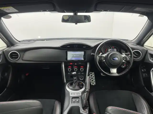 スバル ＢＲＺ GT 群馬県 2016(平28)年 4.4万km アイスシルバーメタリック Bremboキャリパー/STEALTH車高調/＝＝＝＝＝/Panasonic7インチナビ/・AM/FM/CD/DVD/SD/Bluetooth/フルセグTV/＝＝＝＝＝/Ｐａｎａｓｏｎｉｃ７インチナビ　バックカメラ　パドルシフト　ＳＴＥＡＬＴＨ車高調　リアウィング　Ｂｒｅｍｂｏキャリパー　ハーフレザーシート　プッシュスタート　スマートキー　ＥＴＣ　ＬＥＤライナー　禁煙