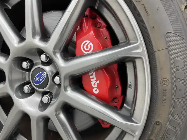 スバル ＢＲＺ GT 群馬県 2016(平28)年 4.4万km アイスシルバーメタリック Bremboキャリパー/STEALTH車高調/＝＝＝＝＝/Panasonic7インチナビ/・AM/FM/CD/DVD/SD/Bluetooth/フルセグTV/＝＝＝＝＝/Ｐａｎａｓｏｎｉｃ７インチナビ　バックカメラ　パドルシフト　ＳＴＥＡＬＴＨ車高調　リアウィング　Ｂｒｅｍｂｏキャリパー　ハーフレザーシート　プッシュスタート　スマートキー　ＥＴＣ　ＬＥＤライナー　禁煙