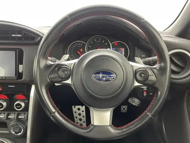 スバル ＢＲＺ GT 群馬県 2016(平28)年 4.4万km アイスシルバーメタリック Bremboキャリパー/STEALTH車高調/＝＝＝＝＝/Panasonic7インチナビ/・AM/FM/CD/DVD/SD/Bluetooth/フルセグTV/＝＝＝＝＝/Ｐａｎａｓｏｎｉｃ７インチナビ　バックカメラ　パドルシフト　ＳＴＥＡＬＴＨ車高調　リアウィング　Ｂｒｅｍｂｏキャリパー　ハーフレザーシート　プッシュスタート　スマートキー　ＥＴＣ　ＬＥＤライナー　禁煙