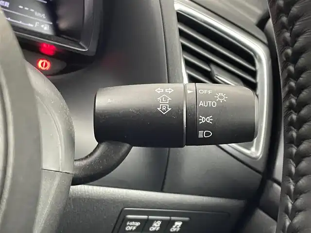 マツダ アクセラ スポーツ 15XD プロアクティブ 埼玉県 2018(平30)年 6.9万km ソウルレッドクリスタルM 純正ナビ　３６０度ビューモニター　ＢＳＭ　ＨＵＤ　ビルトインＥＴＣ２．０　シティブレーキサポート　レーダークルーズ　メモリシート　シートヒーター　ステアリングヒーター　純正アルミホイール　オートライト