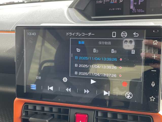 ダイハツ タント ファンクロスターボ 愛知県 2023(令5)年 2.7万km ブラックマイカメタリック/フォレストカーキメタリック 純正10型ディスプレイオーディオ　ナビ機能なし/両側パワースライドドア/シートヒーター/バックカメラ/コーナーセンサー/純正アルミホイール/ルーフレール/LEDヘッドライト/オートマチックハイビーム/ドライブレコーダー/ETC/衝突軽減システム/フルセグ/Bluetooth/ステアリングスイッチ/スマートキー/プッシュスタート