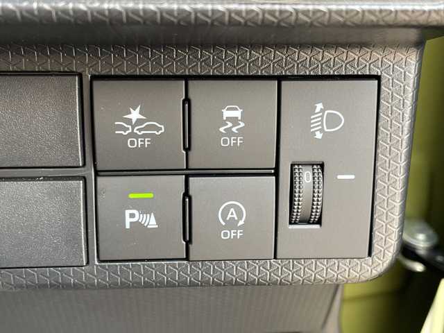 ダイハツ タント ファンクロスターボ 愛知県 2023(令5)年 2.7万km ブラックマイカメタリック/フォレストカーキメタリック 純正10型ディスプレイオーディオ　ナビ機能なし/両側パワースライドドア/シートヒーター/バックカメラ/コーナーセンサー/純正アルミホイール/ルーフレール/LEDヘッドライト/オートマチックハイビーム/ドライブレコーダー/ETC/衝突軽減システム/フルセグ/Bluetooth/ステアリングスイッチ/スマートキー/プッシュスタート