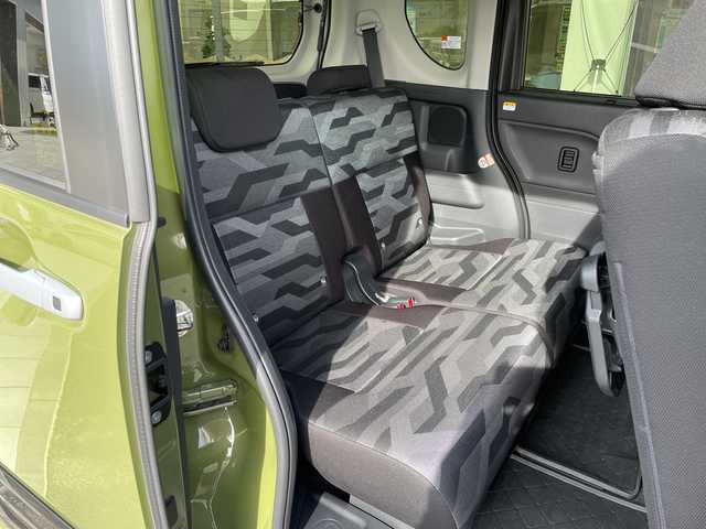 ダイハツ タント ファンクロスターボ 愛知県 2023(令5)年 2.7万km ブラックマイカメタリック/フォレストカーキメタリック 純正10型ディスプレイオーディオ　ナビ機能なし/両側パワースライドドア/シートヒーター/バックカメラ/コーナーセンサー/純正アルミホイール/ルーフレール/LEDヘッドライト/オートマチックハイビーム/ドライブレコーダー/ETC/衝突軽減システム/フルセグ/Bluetooth/ステアリングスイッチ/スマートキー/プッシュスタート