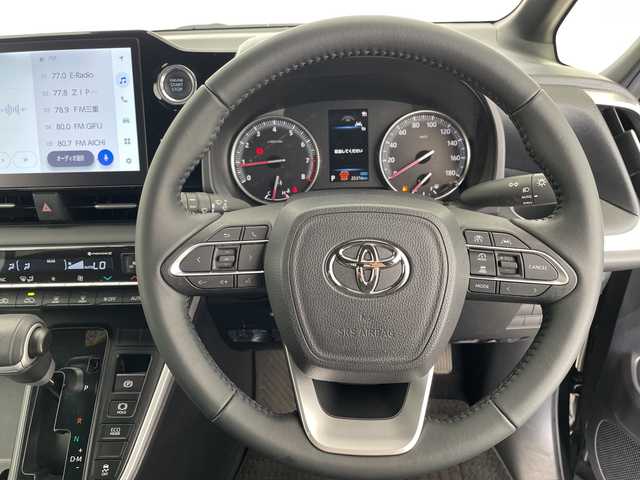 トヨタ ヴォクシー S－G 愛知県 2022(令4)年 2.6万km グリッターブラックガラスフレーク トヨタセーフティセンス/快適利便パッケージ/純正10.5型ディスプレイオーディオナビ/フリップダウンモニター/両側パワースライドドア/レーダークルーズコントロール/シートヒーター/バックカメラ/コーナーセンサー/純正アルミホイール/ETC2.0/LEDヘッドライト/リアオートエアコン/オートマチックハイビーム/ドライブレコーダー/衝突軽減システム/フルセグ/CD DVD/Bluetooth/ステアリングスイッチ/スマートキー/プッシュスタート