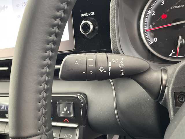 トヨタ ヴォクシー S－G 愛知県 2022(令4)年 2.6万km グリッターブラックガラスフレーク トヨタセーフティセンス/快適利便パッケージ/純正10.5型ディスプレイオーディオナビ/フリップダウンモニター/両側パワースライドドア/レーダークルーズコントロール/シートヒーター/バックカメラ/コーナーセンサー/純正アルミホイール/ETC2.0/LEDヘッドライト/リアオートエアコン/オートマチックハイビーム/ドライブレコーダー/衝突軽減システム/フルセグ/CD DVD/Bluetooth/ステアリングスイッチ/スマートキー/プッシュスタート