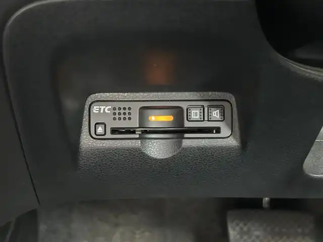 ホンダ フィット G スマートセレクション 静岡県 2010(平22)年 8.8万km クリスタルブラックパール 社外ナビ【MDV-D406BT】/・Bluetooth/CD/DVD/SD/USB/FM/AM/ワンセグTV/・バックカメラ/ECON/スマートキー/HIDライト/ステアリングリモコン(オーディオ)/純正フロアマット/ナビ取扱説明書