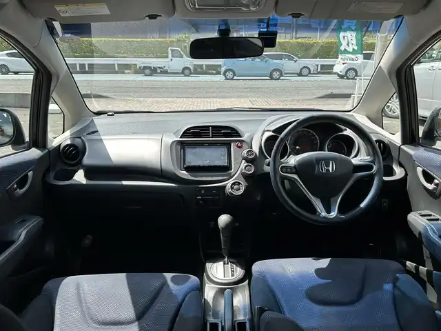ホンダ フィット G スマートセレクション 静岡県 2010(平22)年 8.8万km クリスタルブラックパール 社外ナビ【MDV-D406BT】/・Bluetooth/CD/DVD/SD/USB/FM/AM/ワンセグTV/・バックカメラ/ECON/スマートキー/HIDライト/ステアリングリモコン(オーディオ)/純正フロアマット/ナビ取扱説明書