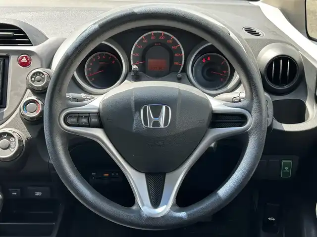 ホンダ フィット G スマートセレクション 静岡県 2010(平22)年 8.8万km クリスタルブラックパール 社外ナビ【MDV-D406BT】/・Bluetooth/CD/DVD/SD/USB/FM/AM/ワンセグTV/・バックカメラ/ECON/スマートキー/HIDライト/ステアリングリモコン(オーディオ)/純正フロアマット/ナビ取扱説明書