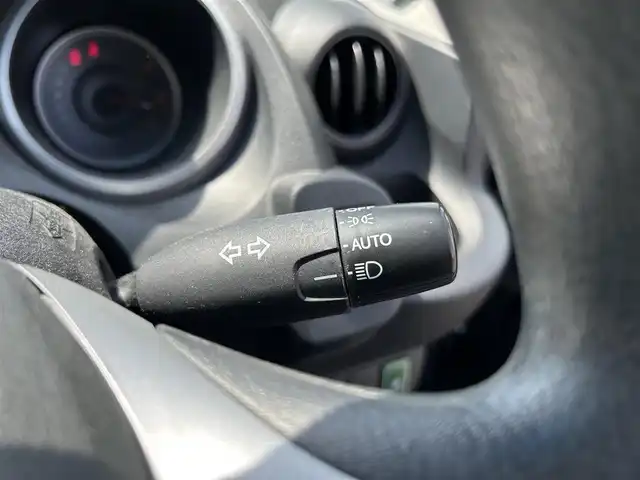 ホンダ フィット G スマートセレクション 静岡県 2010(平22)年 8.8万km クリスタルブラックパール 社外ナビ【MDV-D406BT】/・Bluetooth/CD/DVD/SD/USB/FM/AM/ワンセグTV/・バックカメラ/ECON/スマートキー/HIDライト/ステアリングリモコン(オーディオ)/純正フロアマット/ナビ取扱説明書