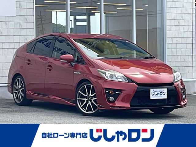 トヨタ プリウス S ツーリングセレ G’s 山口県 2012(平24)年 6.4万km レッドマイカメタリック (株)IDOMが運営する【じしゃロン宇部店】の自社ローン専用車両になります。ちらは現金またはオートローンご利用時の価格です。自社ローンご希望の方は別途その旨お申付け下さい。純正ナビ《NSZT-W62G》　/Ｂｌｕｅｔｏｏｔｈ　/バックカメラ　/フルセグＴＶ　/ドライブレコーダー　/純正フロアマット　/純正アルミホイール　/キセノンヘッドライト　/カーテンエアバック/ETC