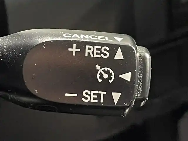 トヨタ ルーミー カスタムG S 愛知県 2017(平29)年 1.7万km ブラックマイカ/マゼンダベリーメタリック 純正ナビ【NSCD-W66】/両側パワースライドドア/衝突軽減ブレーキ/クルーズコントロール/クリアランスソナー/車線逸脱警報/先行車発進告知/バックカメラ/ドライブレコーダー/ビルトインＥＴＣ/アクセサリーソケット/ＩＳＯＦＩＸ/LEDヘッドライト/アイドリングストップ/フロアマット/純正１４インチアルミホイール