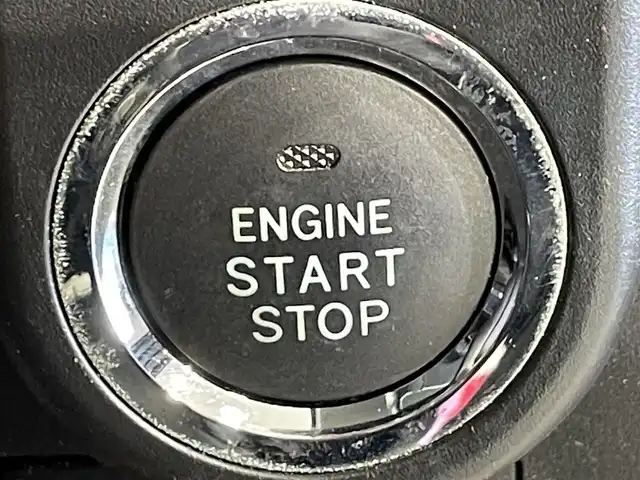 トヨタ ルーミー カスタムG S 愛知県 2017(平29)年 1.7万km ブラックマイカ/マゼンダベリーメタリック 純正ナビ【NSCD-W66】/両側パワースライドドア/衝突軽減ブレーキ/クルーズコントロール/クリアランスソナー/車線逸脱警報/先行車発進告知/バックカメラ/ドライブレコーダー/ビルトインＥＴＣ/アクセサリーソケット/ＩＳＯＦＩＸ/LEDヘッドライト/アイドリングストップ/フロアマット/純正１４インチアルミホイール