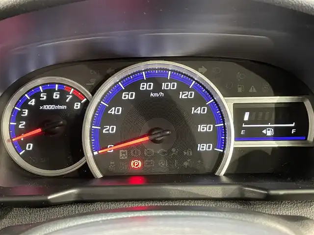 トヨタ ルーミー カスタムG S 愛知県 2017(平29)年 1.7万km ブラックマイカ/マゼンダベリーメタリック 純正ナビ【NSCD-W66】/両側パワースライドドア/衝突軽減ブレーキ/クルーズコントロール/クリアランスソナー/車線逸脱警報/先行車発進告知/バックカメラ/ドライブレコーダー/ビルトインＥＴＣ/アクセサリーソケット/ＩＳＯＦＩＸ/LEDヘッドライト/アイドリングストップ/フロアマット/純正１４インチアルミホイール