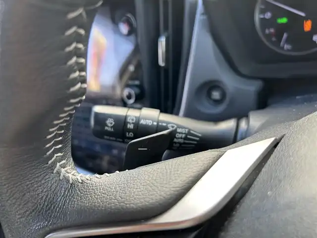 スバル クロストレック リミテッド 埼玉県 2023(令5)年 3.6万km マグネタイトグレーメタリック 登録時35627km/純正ナビ（フルセグTV/AM/FM/BT）/B/S/F/全方位カメラ/純正LEDヘッドライト/純正18インチAW/純正フロアマット/純正ドアバイザー/ビルトインETC2.0/プリクラッシュブレーキ/レーンキープアシスト/車線逸脱警報システム/クルーズコントロール追従有/オートビークルホールド/コーナーセンサー後/D席＋N席シートヒーター/D席＋N席パワーシート/D席メモリーシート/MT付きAT/パドルシフト/フォグライト/ステアリングヒーター/ステアリングスイッチ/ルーフレール/スペアキー1本/スマートキー/プッシュスタート/保証書/車両取扱説明書