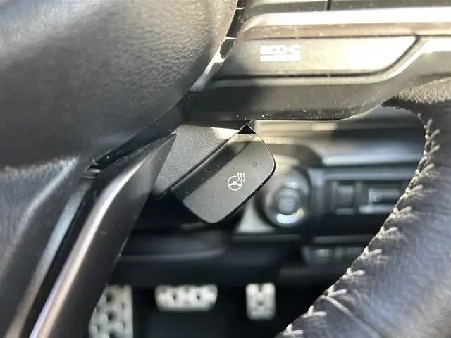 スバル クロストレック リミテッド 埼玉県 2023(令5)年 3.6万km マグネタイトグレーメタリック 登録時35627km/純正ナビ（フルセグTV/AM/FM/BT）/B/S/F/全方位カメラ/純正LEDヘッドライト/純正18インチAW/純正フロアマット/純正ドアバイザー/ビルトインETC2.0/プリクラッシュブレーキ/レーンキープアシスト/車線逸脱警報システム/クルーズコントロール追従有/オートビークルホールド/コーナーセンサー後/D席＋N席シートヒーター/D席＋N席パワーシート/D席メモリーシート/MT付きAT/パドルシフト/フォグライト/ステアリングヒーター/ステアリングスイッチ/ルーフレール/スペアキー1本/スマートキー/プッシュスタート/保証書/車両取扱説明書