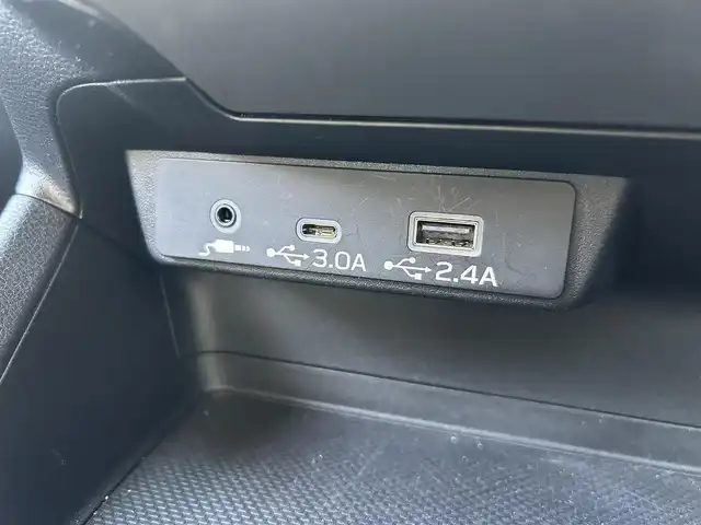 スバル クロストレック リミテッド 埼玉県 2023(令5)年 3.6万km マグネタイトグレーメタリック 登録時35627km/純正ナビ（フルセグTV/AM/FM/BT）/B/S/F/全方位カメラ/純正LEDヘッドライト/純正18インチAW/純正フロアマット/純正ドアバイザー/ビルトインETC2.0/プリクラッシュブレーキ/レーンキープアシスト/車線逸脱警報システム/クルーズコントロール追従有/オートビークルホールド/コーナーセンサー後/D席＋N席シートヒーター/D席＋N席パワーシート/D席メモリーシート/MT付きAT/パドルシフト/フォグライト/ステアリングヒーター/ステアリングスイッチ/ルーフレール/スペアキー1本/スマートキー/プッシュスタート/保証書/車両取扱説明書