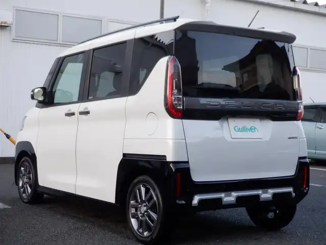 三菱 デリカミニ T プレミアム 静岡県 2024(令6)年 2.6万km アメジストブラック/シルキーホワイト  ワンオーナー(保証書あり)/ 純正ナビ(MM223D-LM)/ 全方位モニター/ e-Assist/ 両側パワースライドドア/ パドルシフト/ ビルトインETC2.0/ 純正ドライブレコーダー/ スマートキー/ プッシュスタート/ ハーフレザーシート/ 前席シートヒーター/ 純正15インチアルミ/ 純正LEDヘッドライト/ フォグランプ/ 純正フロアマット