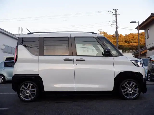 三菱 デリカミニ T プレミアム 静岡県 2024(令6)年 2.6万km アメジストブラック/シルキーホワイト  ワンオーナー(保証書あり)/ 純正ナビ(MM223D-LM)/ 全方位モニター/ e-Assist/ 両側パワースライドドア/ パドルシフト/ ビルトインETC2.0/ 純正ドライブレコーダー/ スマートキー/ プッシュスタート/ ハーフレザーシート/ 前席シートヒーター/ 純正15インチアルミ/ 純正LEDヘッドライト/ フォグランプ/ 純正フロアマット