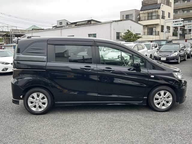 ホンダ フリード スパイク G エアロ 東京都 2010(平22)年 6.3万km プレミアムブラキッシュパール ETC/ワンオーナー/バックカメラ/フルセグテレビ/キャプテンシート