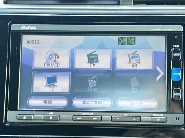 ホンダ シャトル ハイブリッド Z 茨城県 2017(平29)年 1.5万km ミッドナイトブルービームM ワンオーナー/純正ディーラーナビ/　　【ワンセグ、BT、CD、DVD】/バックカメラ/あんしんパッケージ/コンフォートビューパッケージ/前後コーナーセンサー/ハーフレザーシート/純正16インチAW/LEDオートライト/純正フロアマット/プッシュスタート/スマートキー/ETC/本革巻ステアリング/LED室内灯/プラズマクラスター付きAC/スーパーUVカットフロントガラス/IRカットフロントウィンドウ、ドアガラス/ステンレス製スポーツペダル/パドルシフト/前後シートヒーター