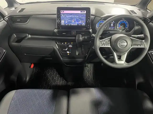 日産 ルークス ハイウェイスター X 大阪府 2022(令4)年 0.6万km チタニウムグレーメタリック 純正ナビ　全周囲カメラ　Bluetooth　フルセグTV 両側パワースライドドア　衝突軽減ブレーキ クリアランスソナー　ドライブレコーダー　ETC　オートライト　LEDヘッドライト　スマートキー2本　プッシュスタート