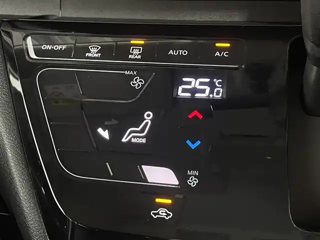 日産 ルークス ハイウェイスター X 大阪府 2022(令4)年 0.6万km チタニウムグレーメタリック 純正ナビ　全周囲カメラ　Bluetooth　フルセグTV 両側パワースライドドア　衝突軽減ブレーキ クリアランスソナー　ドライブレコーダー　ETC　オートライト　LEDヘッドライト　スマートキー2本　プッシュスタート