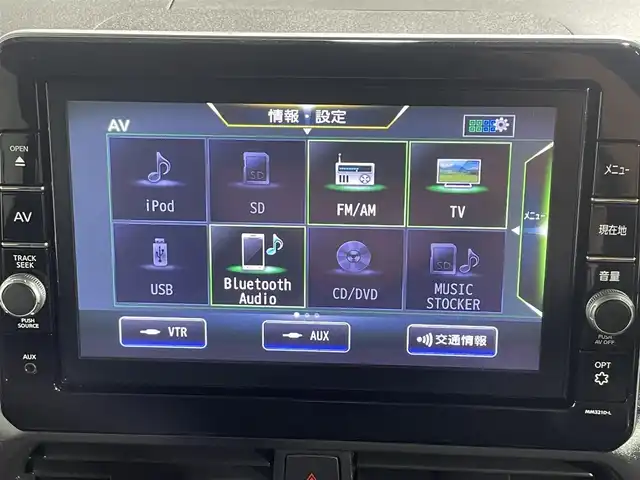 日産 ルークス ハイウェイスター X 大阪府 2022(令4)年 0.6万km チタニウムグレーメタリック 純正ナビ　全周囲カメラ　Bluetooth　フルセグTV 両側パワースライドドア　衝突軽減ブレーキ クリアランスソナー　ドライブレコーダー　ETC　オートライト　LEDヘッドライト　スマートキー2本　プッシュスタート