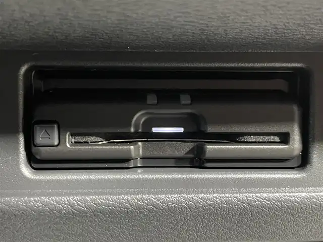 日産 ルークス ハイウェイスター X 大阪府 2022(令4)年 0.6万km チタニウムグレーメタリック 純正ナビ　全周囲カメラ　Bluetooth　フルセグTV 両側パワースライドドア　衝突軽減ブレーキ クリアランスソナー　ドライブレコーダー　ETC　オートライト　LEDヘッドライト　スマートキー2本　プッシュスタート