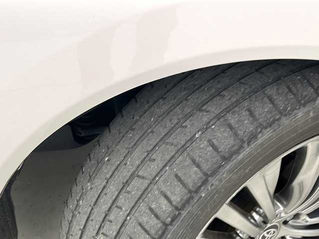 トヨタ ハリアー ハイブリッド Z レザーパッケージ 宮城県 2021(令3)年 4.4万km ホワイトパールクリスタルシャイン 禁煙車/トヨタセーフティセンス/・レーダークルーズコントロール/・レーントレーシングアシスト/・プリクラッシュセーフティ/・オートマチックハイビーム/ブラインドスポットモニター/パノラミックビューモニター/純正12.3インチナビ/・BT/USB/AUX/Miracast/本革レザーシート/JBLサウンド/デジタルインナーミラー/革巻きステアリング/ステアリングスイッチ/前席パワーシート/前席シートヒーター/前席エアーシート/ステアリングヒーター/電動リアゲート/純正LEDヘッドライト/純正LEDフォグランプ/ドライブレコーダー（F/R）/プッシュスタート/スマートキー/純正ビルトインETC2.0/純正19インチアルミホイール/純正フロアマット/純正ドアバイザー