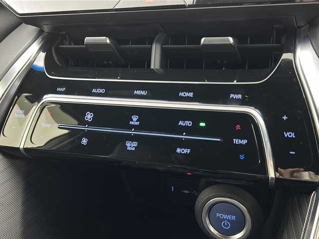 トヨタ ハリアー ハイブリッド Z レザーパッケージ 宮城県 2021(令3)年 4.4万km ホワイトパールクリスタルシャイン 禁煙車/トヨタセーフティセンス/・レーダークルーズコントロール/・レーントレーシングアシスト/・プリクラッシュセーフティ/・オートマチックハイビーム/ブラインドスポットモニター/パノラミックビューモニター/純正12.3インチナビ/・BT/USB/AUX/Miracast/本革レザーシート/JBLサウンド/デジタルインナーミラー/革巻きステアリング/ステアリングスイッチ/前席パワーシート/前席シートヒーター/前席エアーシート/ステアリングヒーター/電動リアゲート/純正LEDヘッドライト/純正LEDフォグランプ/ドライブレコーダー（F/R）/プッシュスタート/スマートキー/純正ビルトインETC2.0/純正19インチアルミホイール/純正フロアマット/純正ドアバイザー