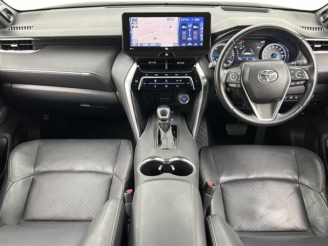 トヨタ ハリアー ハイブリッド Z レザーパッケージ 宮城県 2021(令3)年 4.4万km ホワイトパールクリスタルシャイン 禁煙車/トヨタセーフティセンス/・レーダークルーズコントロール/・レーントレーシングアシスト/・プリクラッシュセーフティ/・オートマチックハイビーム/ブラインドスポットモニター/パノラミックビューモニター/純正12.3インチナビ/・BT/USB/AUX/Miracast/本革レザーシート/JBLサウンド/デジタルインナーミラー/革巻きステアリング/ステアリングスイッチ/前席パワーシート/前席シートヒーター/前席エアーシート/ステアリングヒーター/電動リアゲート/純正LEDヘッドライト/純正LEDフォグランプ/ドライブレコーダー（F/R）/プッシュスタート/スマートキー/純正ビルトインETC2.0/純正19インチアルミホイール/純正フロアマット/純正ドアバイザー