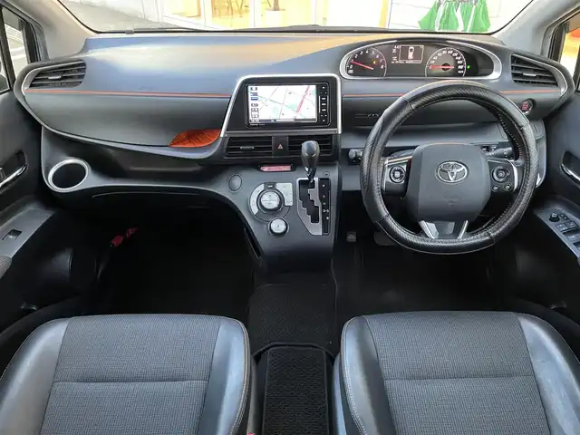 トヨタ シエンタ G クエロ 兵庫県 2018(平30)年 4.6万km 黒 社外ナビ（パナソニック）/バックカメラ/フルセグTV/Bluetoothオーディオ/CD/ DVD/ステアリングリモコン/両側パワースライドドア/トヨタセーフティセンス/ETC/ハーフレザーシート/3列シート