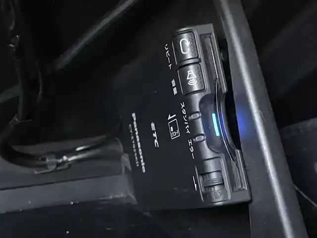 トヨタ シエンタ G クエロ 兵庫県 2018(平30)年 4.6万km 黒 社外ナビ（パナソニック）/バックカメラ/フルセグTV/Bluetoothオーディオ/CD/ DVD/ステアリングリモコン/両側パワースライドドア/トヨタセーフティセンス/ETC/ハーフレザーシート/3列シート