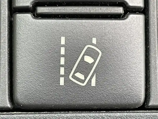 トヨタ シエンタ G クエロ 兵庫県 2018(平30)年 4.6万km 黒 社外ナビ（パナソニック）/バックカメラ/フルセグTV/Bluetoothオーディオ/CD/ DVD/ステアリングリモコン/両側パワースライドドア/トヨタセーフティセンス/ETC/ハーフレザーシート/3列シート