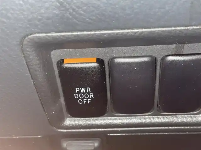 トヨタ アイシス プラタナ Vセレクション 新潟県 2013(平25)年 19.8万km 黒 ワンオーナー/４WD/純正ホイール夏タイヤ装着/社外ホイールスタッドレスタイヤ車載/ワンセグテレビ/ウィンカーミラー/ドアバイザー/プッシュスタート/片側パワースライドドア/Bluetooth/純正フロアマット/スペアキー1個