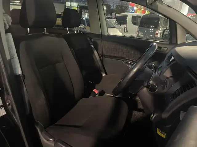 トヨタ アイシス プラタナ Vセレクション 新潟県 2013(平25)年 19.8万km 黒 ワンオーナー/４WD/純正ホイール夏タイヤ装着/社外ホイールスタッドレスタイヤ車載/ワンセグテレビ/ウィンカーミラー/ドアバイザー/プッシュスタート/片側パワースライドドア/Bluetooth/純正フロアマット/スペアキー1個