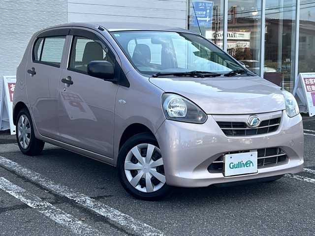 ダイハツ ミラ イース Lf メモリアルエディション 秋田県 2013(平25)年 3.1万km ライトローズマイカメタリック 4WD/ワンオーナー/保証書、取説、記録簿/社外CDデッキ/CD、AM・FMラジオ、AUX/アイドリングストップ/純正ホイールキャップ/スタッドレスタイヤ積込/ドアバイザー/スペアキー