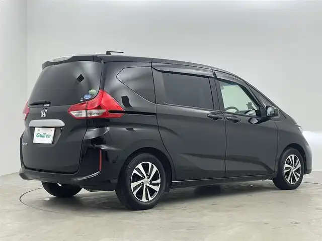 ホンダ フリード G ホンダセンシング 埼玉県 2018(平30)年 2.8万km プレミアムスパークルブラックパール 純正ナビ　バックカメラ　ビルトインＥＴＣ　ホンダセンシング　アダプティブクルーズコントロール　両側パワースライドドア　ハーフレザー　プッシュスタート　純正アルミホイール　オートライト　ＬＥＤライト