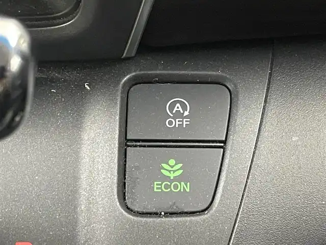 ホンダ フリード G ホンダセンシング 埼玉県 2018(平30)年 2.8万km プレミアムスパークルブラックパール 純正ナビ　バックカメラ　ビルトインＥＴＣ　ホンダセンシング　アダプティブクルーズコントロール　両側パワースライドドア　ハーフレザー　プッシュスタート　純正アルミホイール　オートライト　ＬＥＤライト