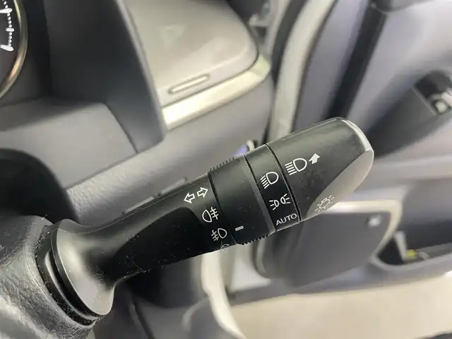 トヨタ ヴェルファイア ハイブリット エグゼクティブ ラウンジ Z 富山県 2018(平30)年 11.8万km ホワイトパールクリスタルシャイン JBLサウンド/サンルーフ/モデリスタエアロ/純正ナビ（AM/FM/DVD/BT/USB/フルセグ）/全方位カメラ/後席モニター/ブラインドスポットモニター/レザーシート/シートヒーター/エアシート/パワーシート/D席メモリシート/ハンドルヒーター/衝突被害軽減システム/レーダークルーズコントロール/レーンキープアシスト/コーナーセンサー/横滑り防止装置/オートLEDライト/オートマチックハイビーム/純正アルミホイール/純正フロアマット