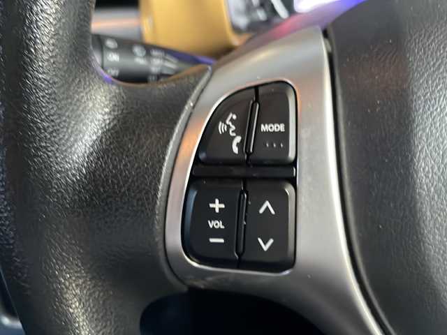 スズキ ハスラー G 大阪府 2019(令1)年 6.2万km アクティブイエロー/ホワイト2トーンルーフ プッシュスタート/スペアキー/ETC/衝突被害軽減装置/車線逸脱防止装置/横滑り防止装置/アイドリングストップ/電動格納ミラー/フルフラットシート/純正フロアマット/シートヒーター