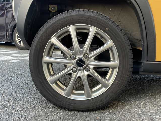 スズキ ハスラー G 大阪府 2019(令1)年 6.2万km アクティブイエロー/ホワイト2トーンルーフ プッシュスタート/スペアキー/ETC/衝突被害軽減装置/車線逸脱防止装置/横滑り防止装置/アイドリングストップ/電動格納ミラー/フルフラットシート/純正フロアマット/シートヒーター